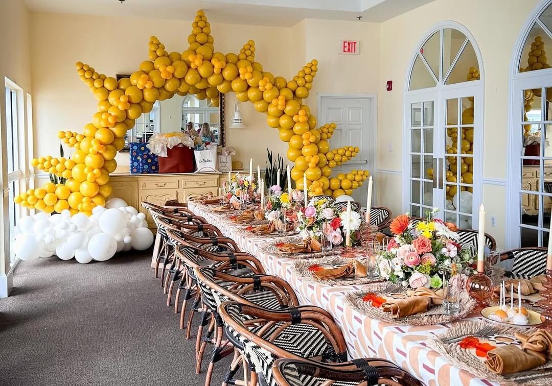 Beautiful event dining decor